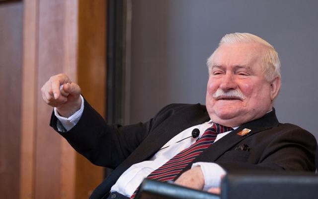 lechwalesa_r_0007.jpg